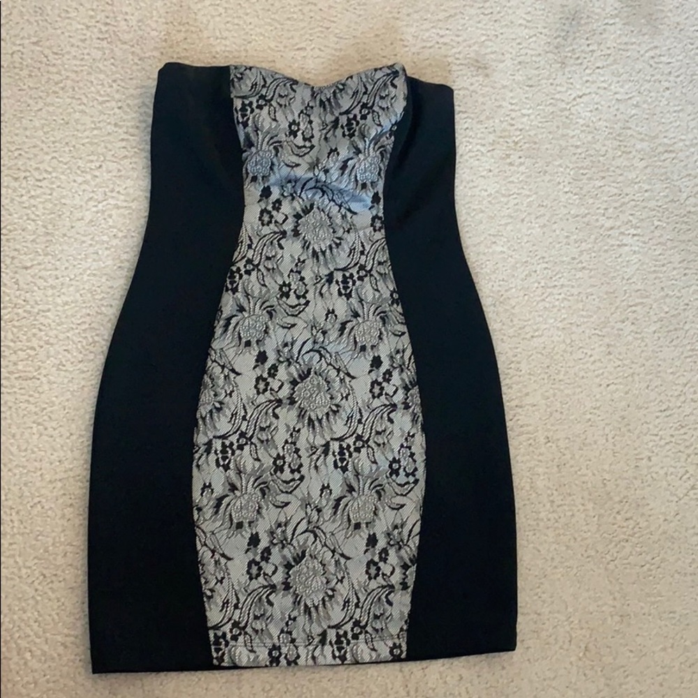 Strapless Sweet-heart mini Dress